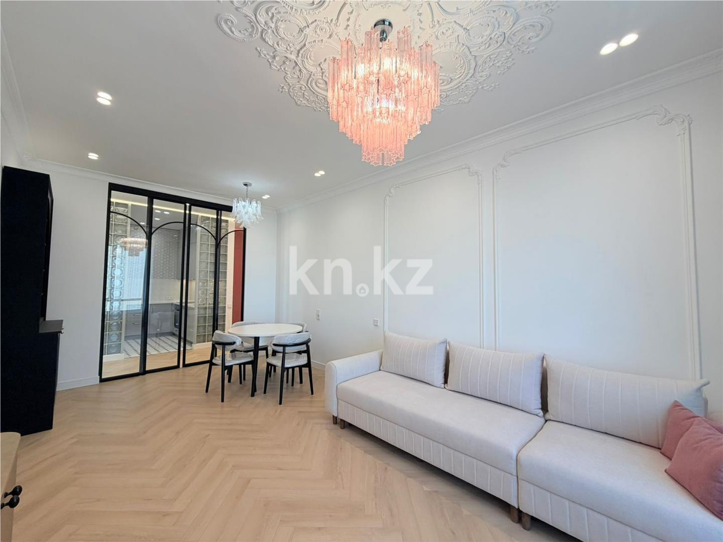 Продажа 4-комнатной квартиры, 98 м² в Астане - фото 3