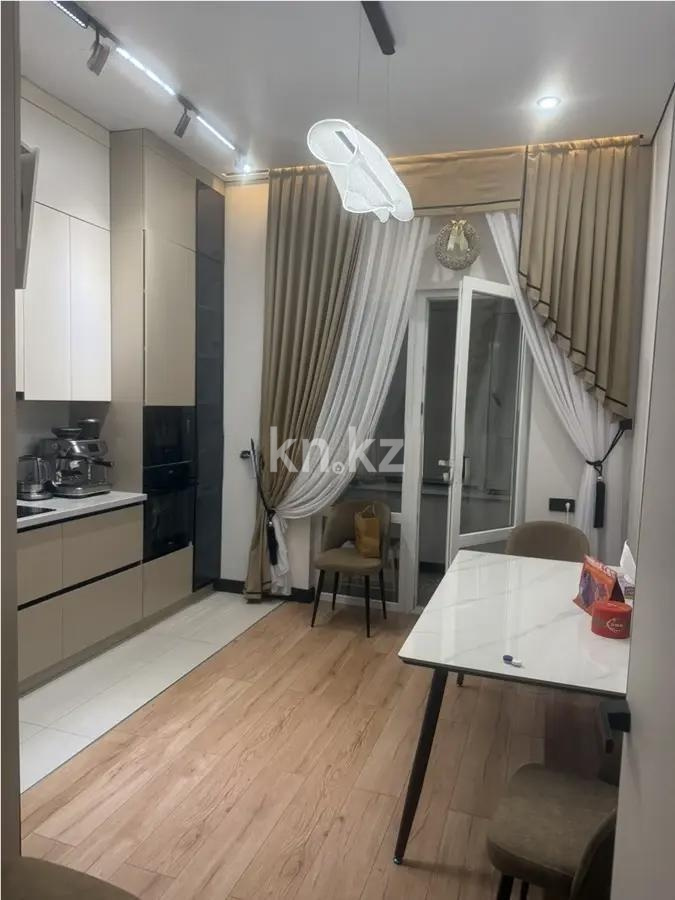 Продажа 2-комнатной квартиры, 73 м² в Алматы - фото 2