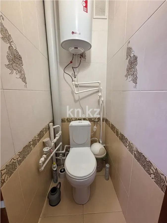 Продажа 3-комнатной квартиры, 63 м², мкр. Гульдер-1, дом  12 в Караганде - фото 5
