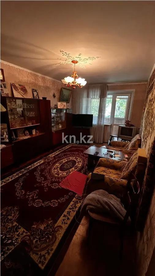 Продажа 2-комнатной квартиры, 43 м², мкр-н 13, дом  3 - Продажа жилой и коммерческой недвижимости в Караганде фото 1 из 4
