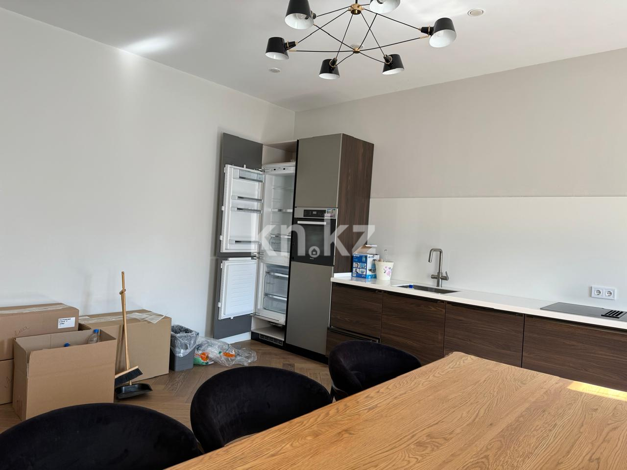 Аренда 5-комнатного дома, 380 м², Кыз Жибек, дом  18 - Аренда домов в Астане фото 32 из 40