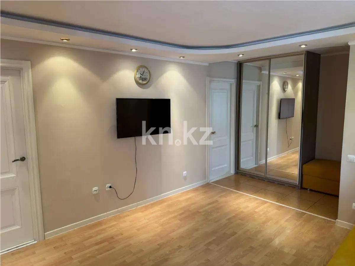 Продажа 3-комнатной квартиры, 62 м², ул. Бараева, дом  1 - Продажа  трехкомнатных квартир в Астане фото 1 из 7