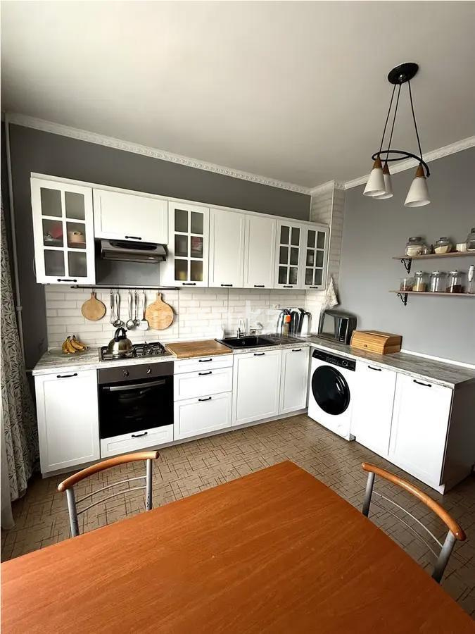 Продажа 2-комнатной квартиры, 64 м², мкр-н Жетысу-2, дом  70А - Продажа квартир в Алматы фото 2 из 5