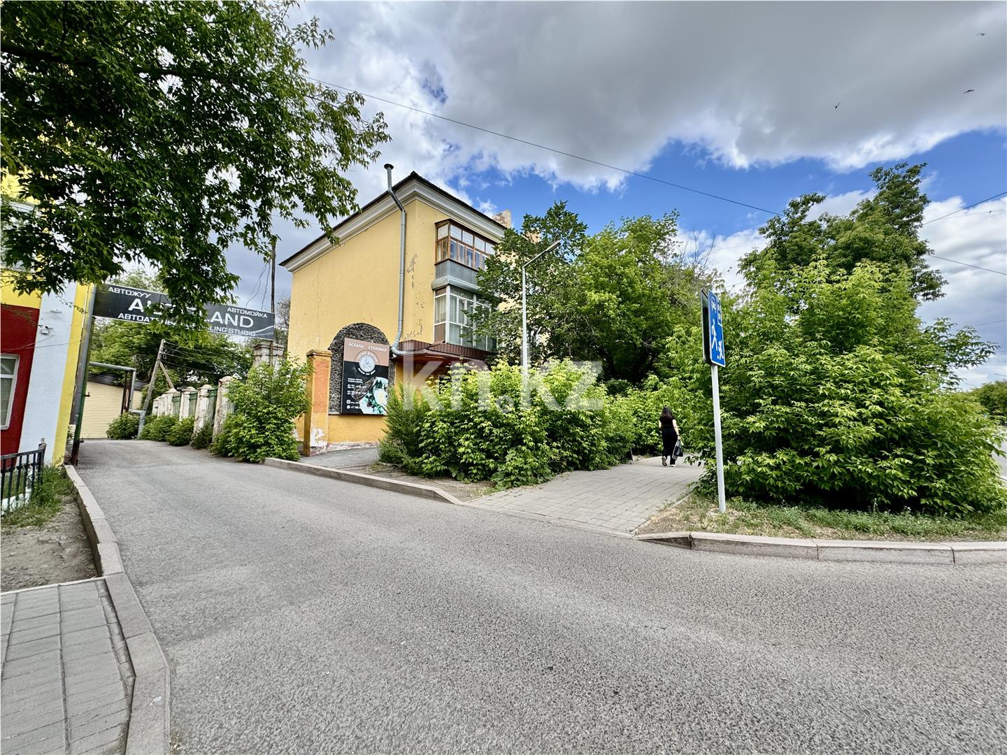 Продажа , 103 м², ул. Абая, дом  16 - Продажа офисных и торговых помещений в Караганде фото 1 из 5