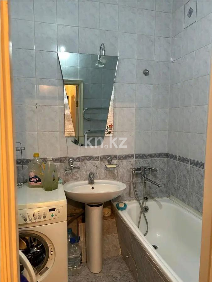 Продажа 2-комнатной квартиры, 60 м², мкр-н Аксай-4, дом  70 в Алматы - фото 4