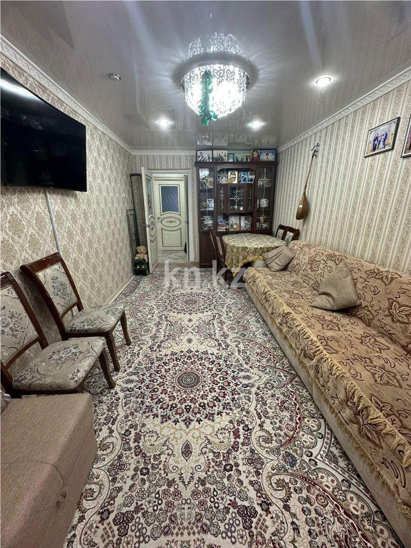 Продажа 3-комнатной квартиры, 70 м², пр. Строителей - Продажа  трехкомнатных квартир в Караганде фото 1 из 9