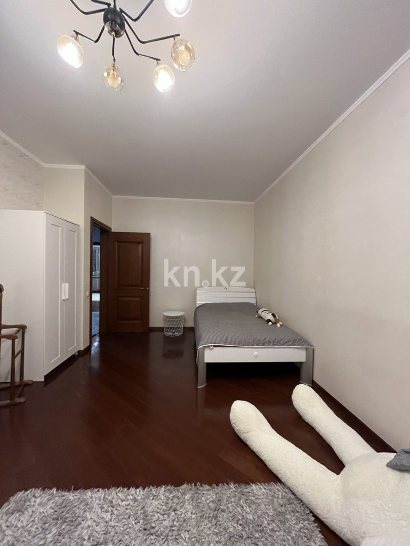 Аренда 3-комнатной квартиры, 136 м² - Аренда квартир помесячно в Казахстане - страница 2 фото 10 из 13