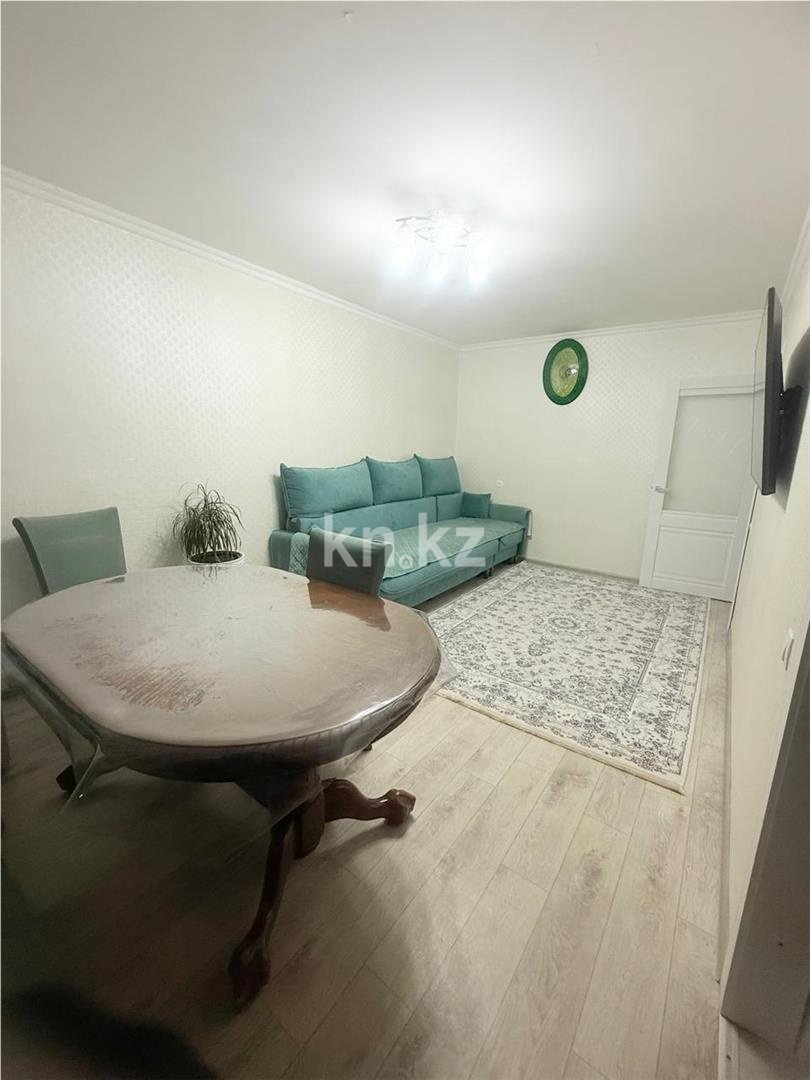 Продажа 4-комнатной квартиры, 76 м², ул. Университетская - Продажа  четырехкомнатных квартир в Караганде фото 2 из 11