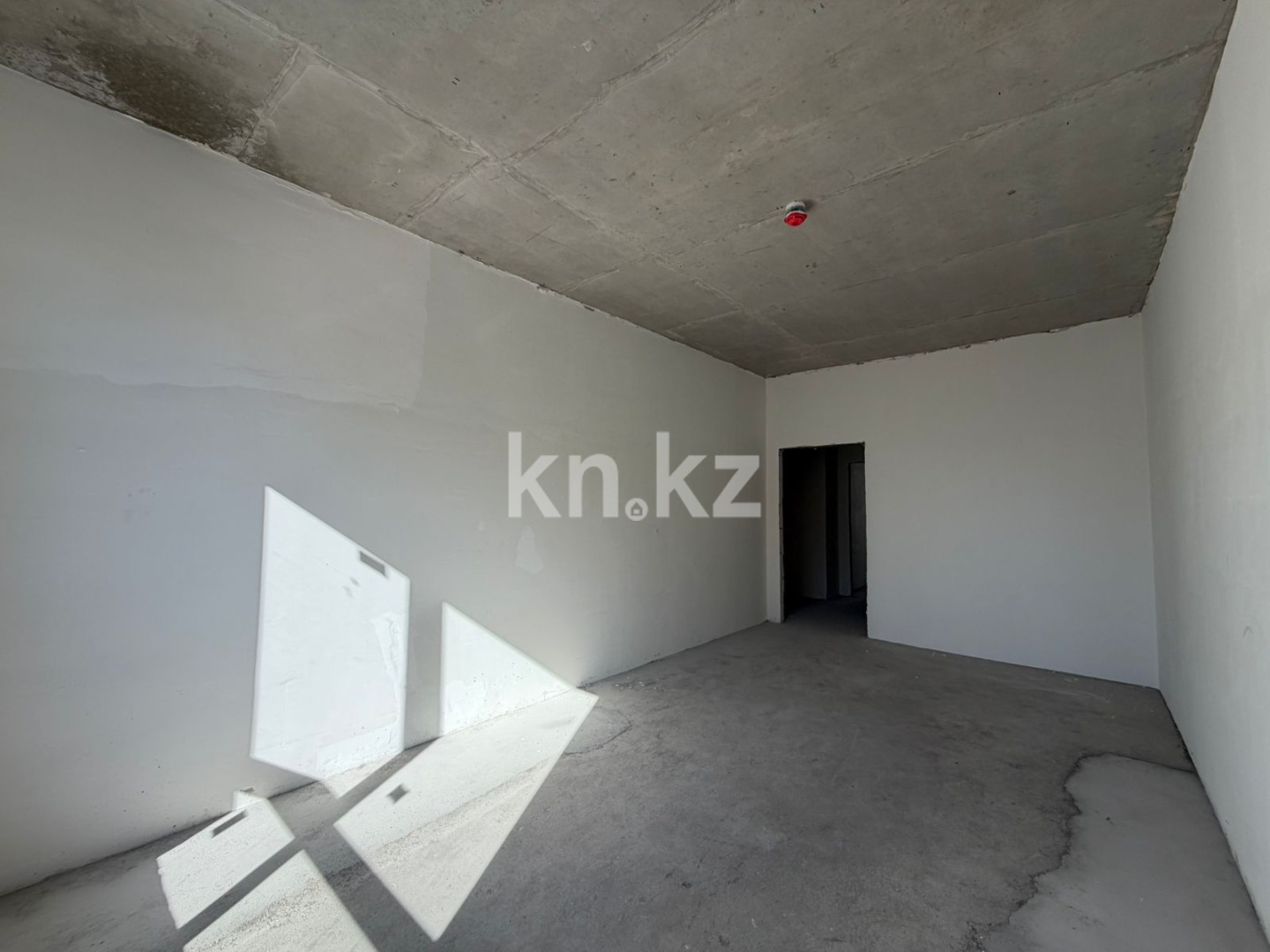 Продажа 2-комнатной квартиры, 48 м² - Продажа гаражей в Актобе фото 2 из 8