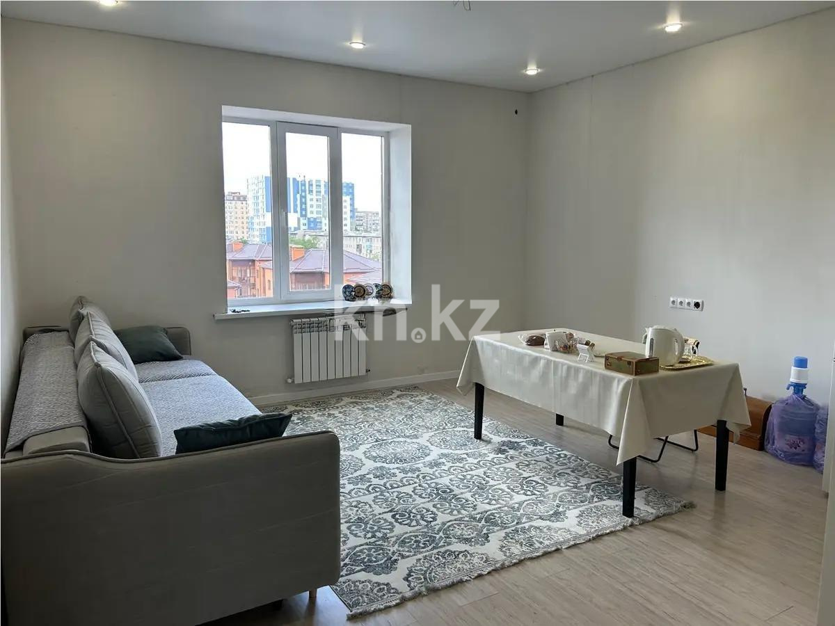 Продажа 3-комнатной квартиры, 63 м², ул. Университетская, дом  28/19 - Продажа  трехкомнатных квартир в Караганде без посредников фото 1 из 5