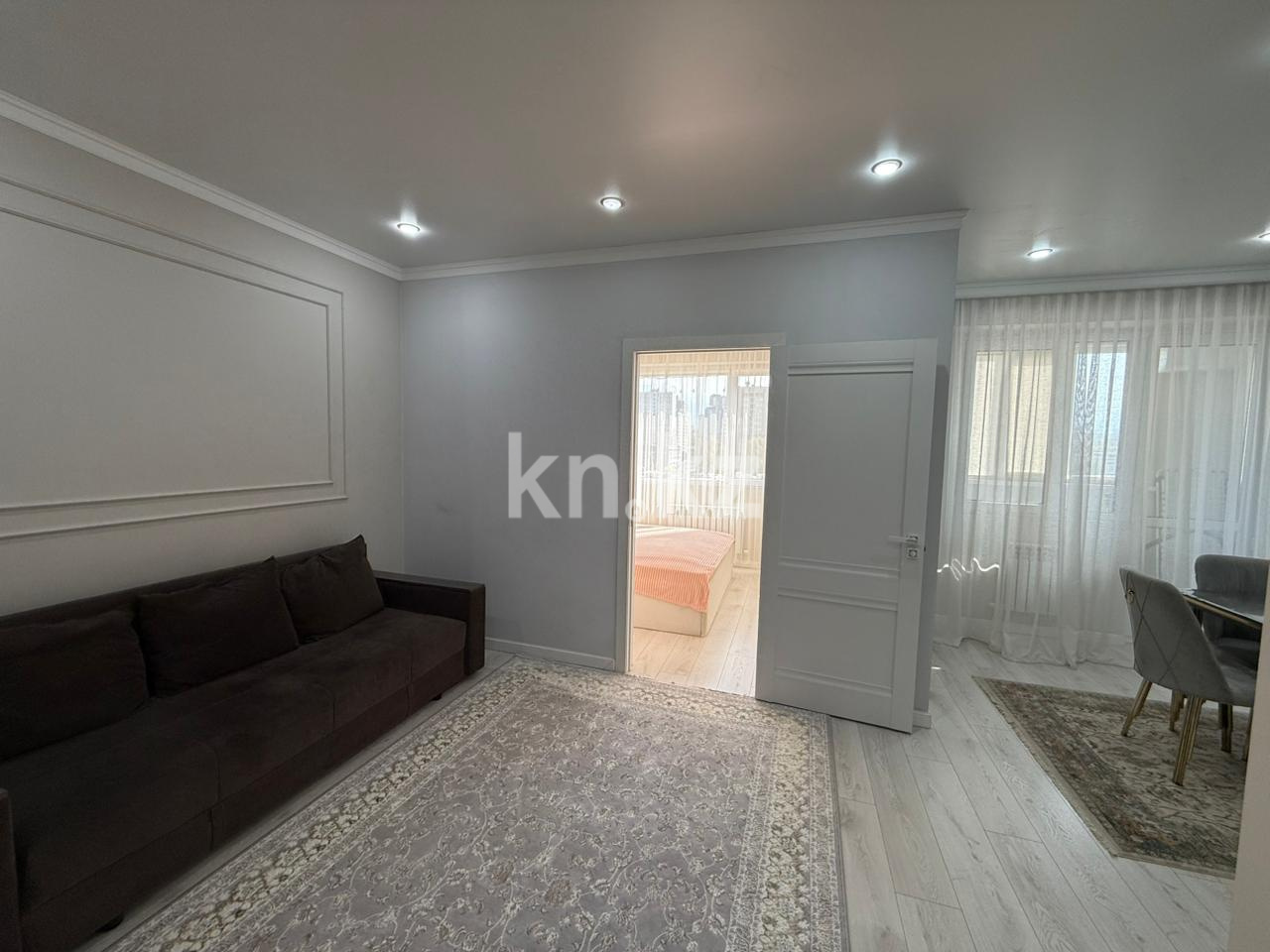 Продажа 2-комнатной квартиры, 47 м², ул. Толе би, дом  285/8 к2 - ул. Утеген батыра в Алматы - фото 12