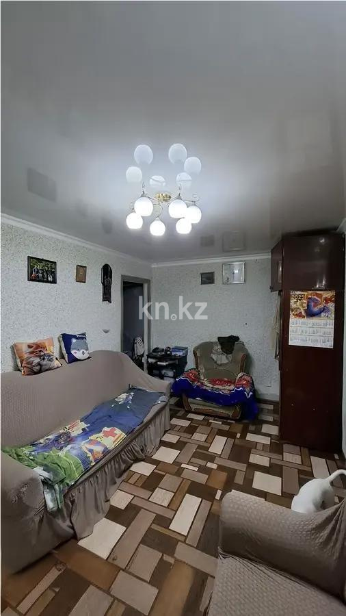 Продажа 3-комнатной квартиры, 42 м², ул. Зелинского, дом  24/1 - Продажа квартир в Караганде фото 1 из 5