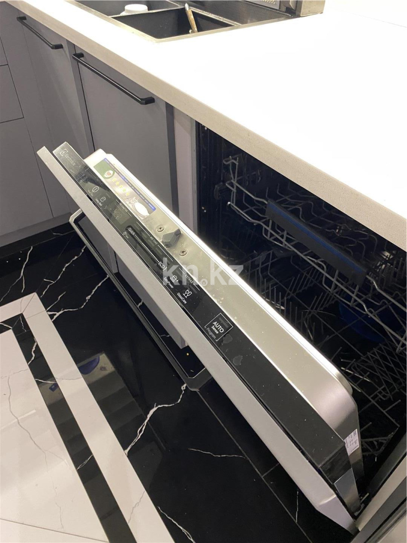 Продажа 3-комнатной квартиры, 128 м², пер. Сарыкенгир - Продажа квартир в Астане фото 22 из 33