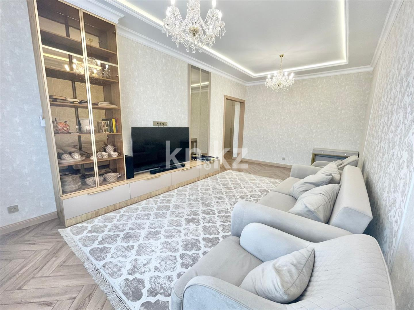 Продажа 4-комнатной квартиры, 115 м², пр. Аль-Фараби в Астане - фото 11