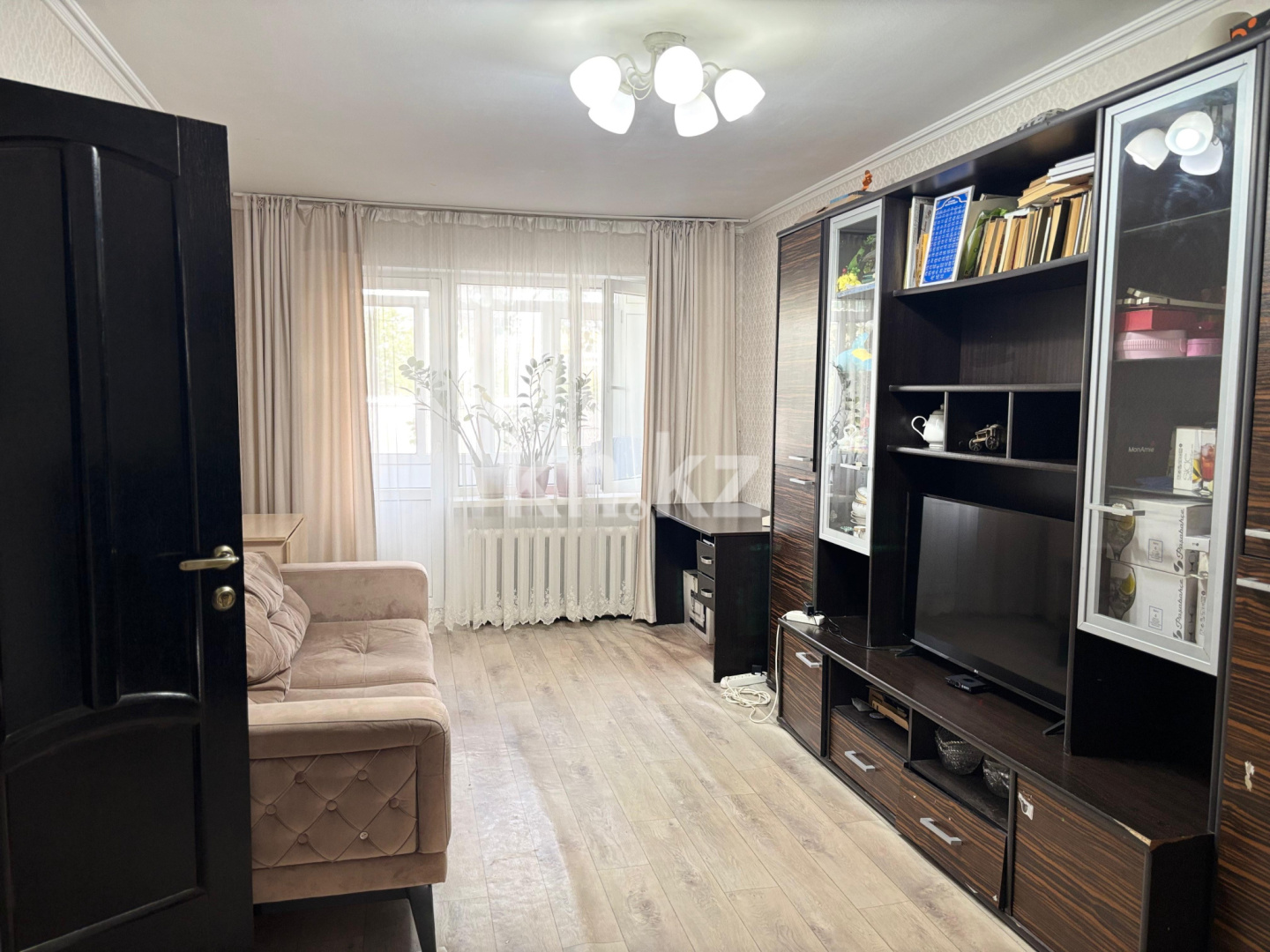 Аренда 2-комнатной квартиры, 45 м², Республики, дом  16 - ул. Бараева - Аренда жилой и коммерческой недвижимости в Казахстане фото 1 из 9