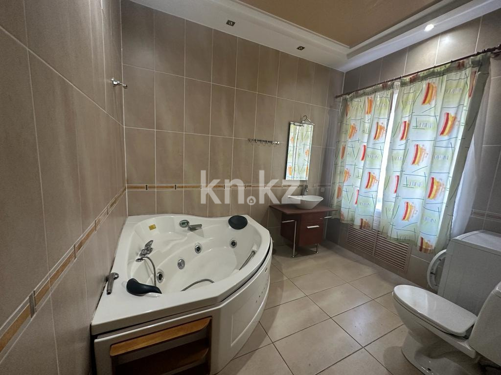 Продажа 2-комнатной квартиры, 82 м², пр. Н. Абдирова - Продажа квартир в Караганде фото 9 из 19