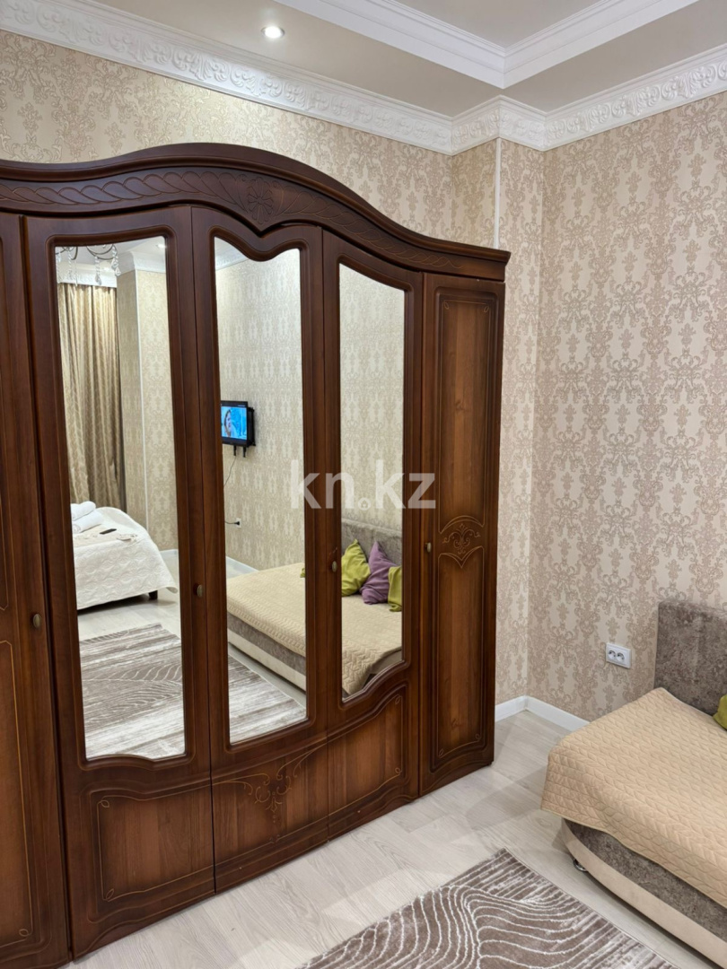 Аренда 1-комнатной квартиры посуточно, 50 м² в Астане - фото 4