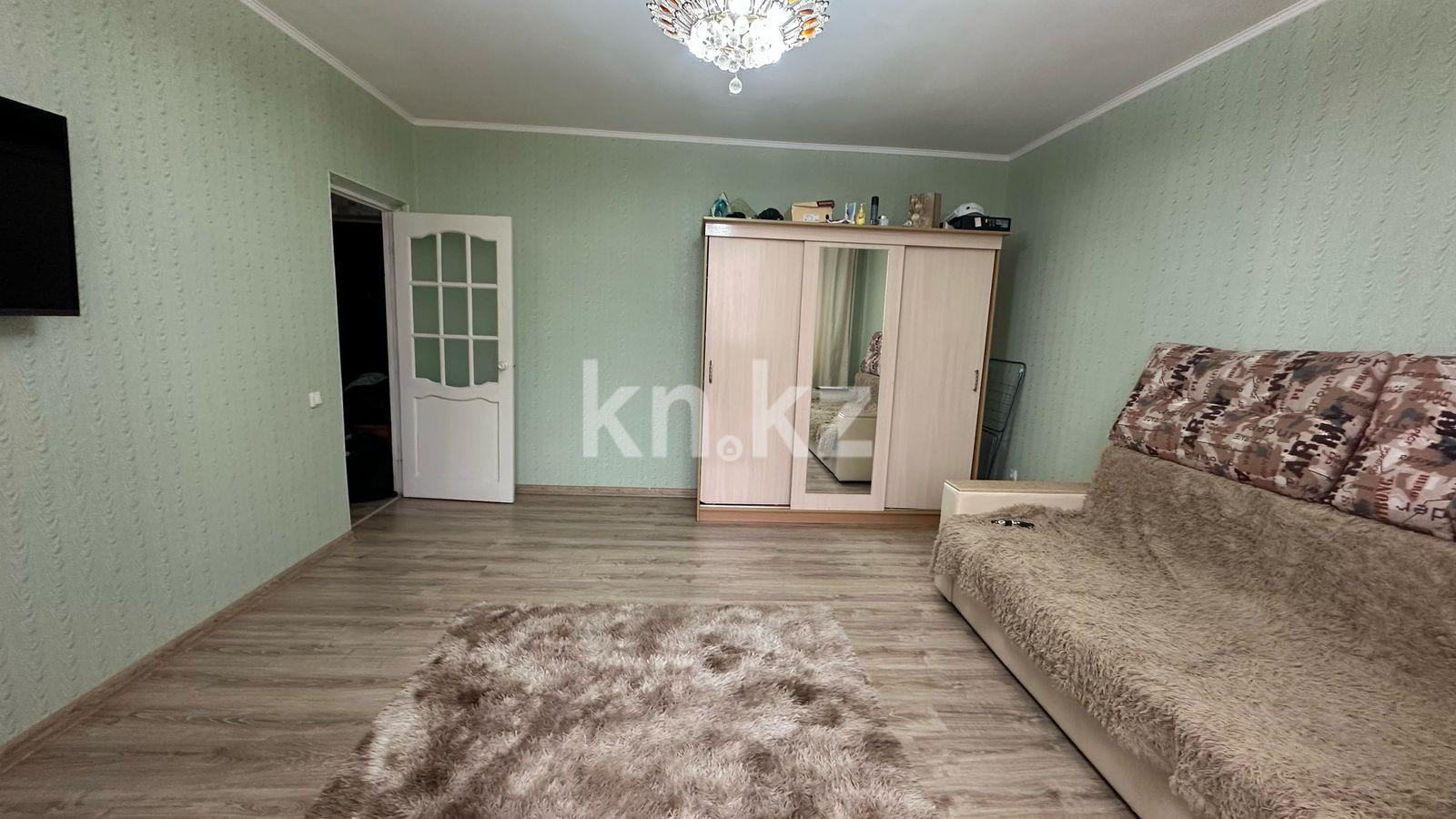 Продажа 1-комнатной квартиры, 38 м², пр. Момышулы в Астане - фото 2