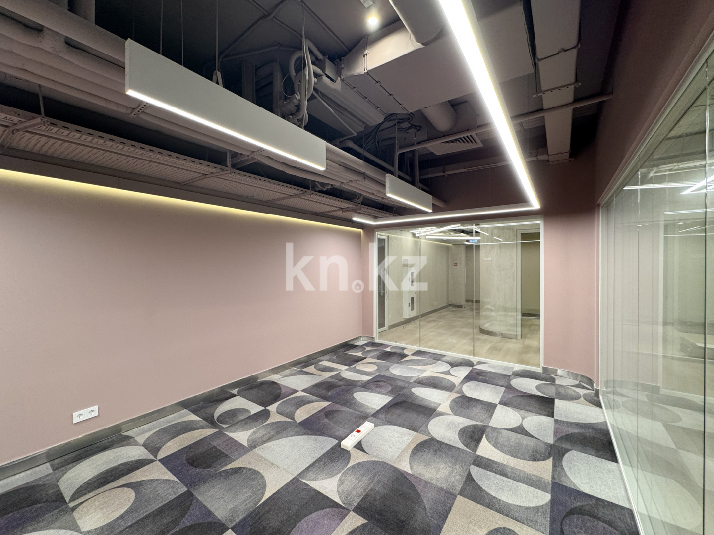 Аренда , пр. Аль-Фараби, дом  77/3 в Алматы - фото 6