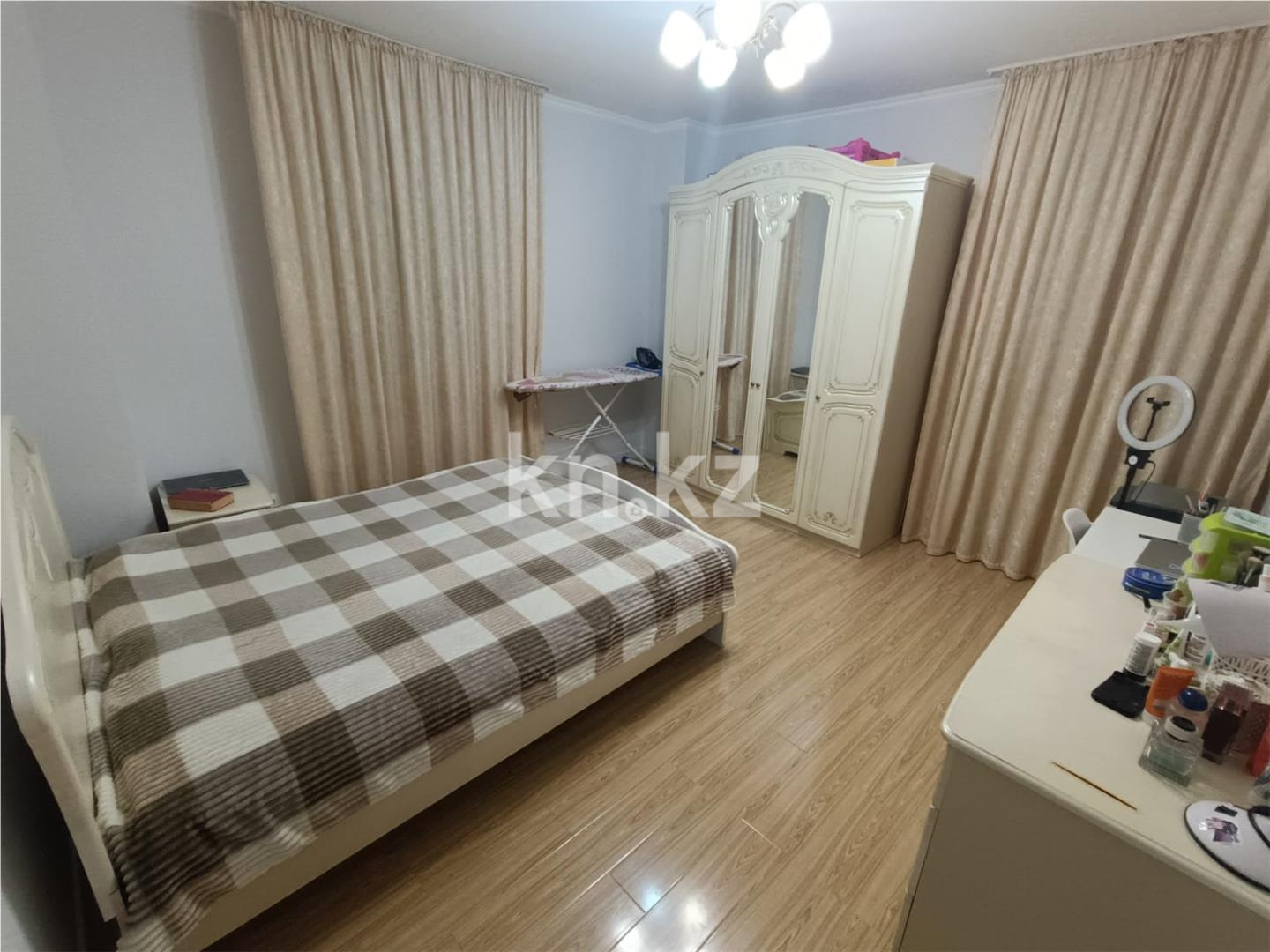 Продажа 2-комнатной квартиры, 70 м², ул. Сарайшык в Астане - фото 4