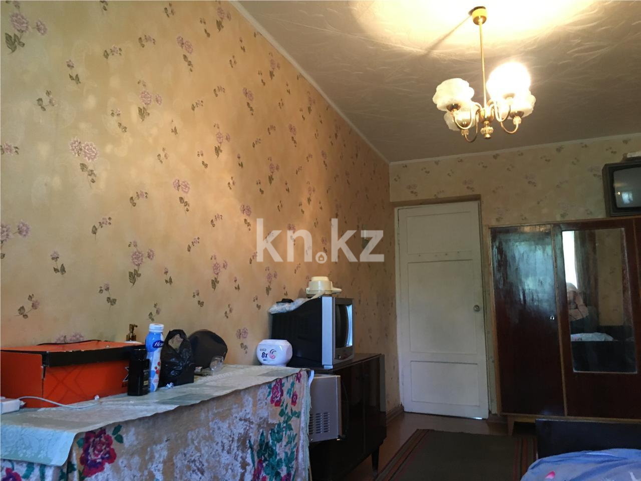 Продажа 3-комнатной квартиры, 59 м², мкр-н 6 - Продажа  трехкомнатных квартир в Караганде с фото фото 6 из 18