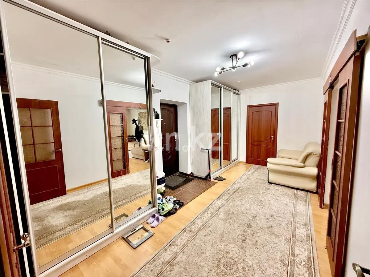 Продажа 2-комнатной квартиры, 92 м², ул. Байтурсынова, дом  19 в Астане - фото 3