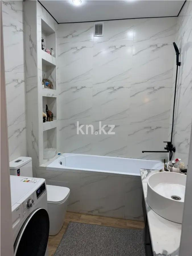 Продажа 3-комнатной квартиры, 92 м², ул. Айнакол, дом  66 в Астане - фото 5