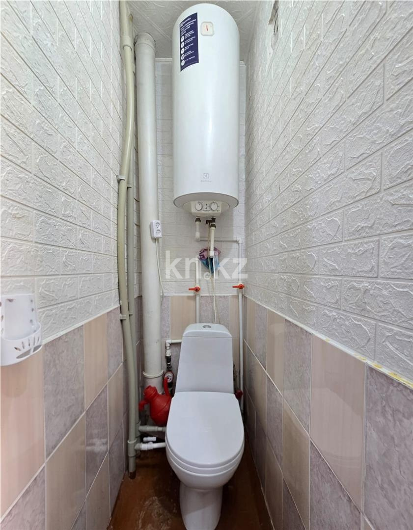Продажа 3-комнатной квартиры, 63 м² - Продажа квартир в панельном доме в Темиртау - страница 3 фото 14 из 16