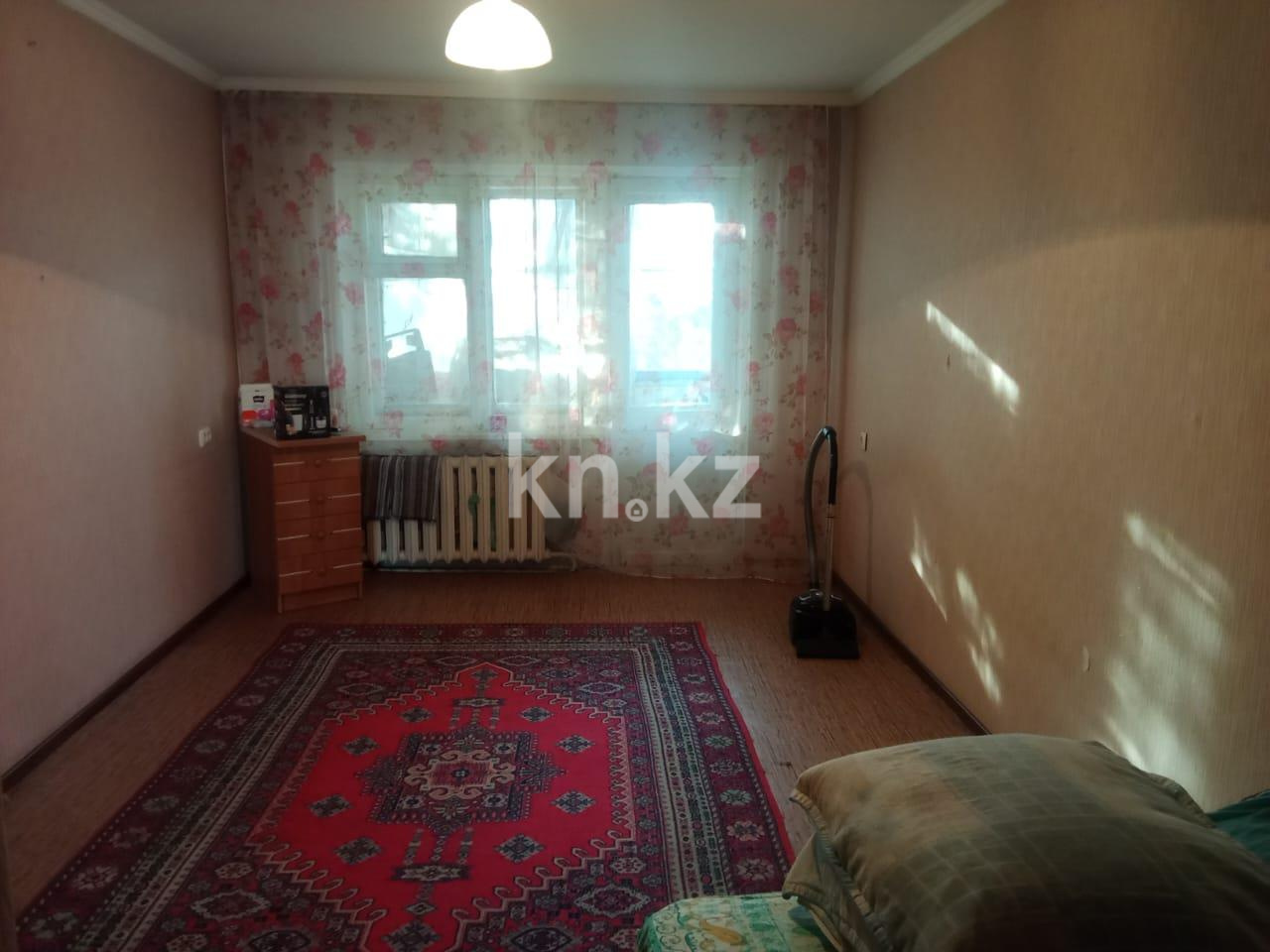 Продажа 2-комнатной квартиры, 48 м², мкр-н 15 - Продажа  двухкомнатных квартир в Караганде фото 2 из 14