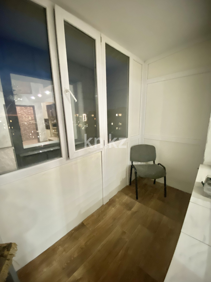 Продажа 3-комнатной квартиры, 64 м², ул. Гапеева - Продажа  трехкомнатных квартир в Караганде фото 17 из 18