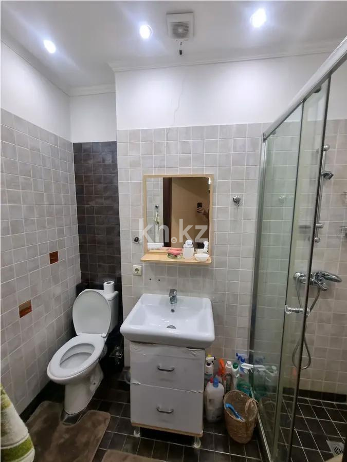 Продажа 2-комнатной квартиры, 75 м² в Алматы - фото 4