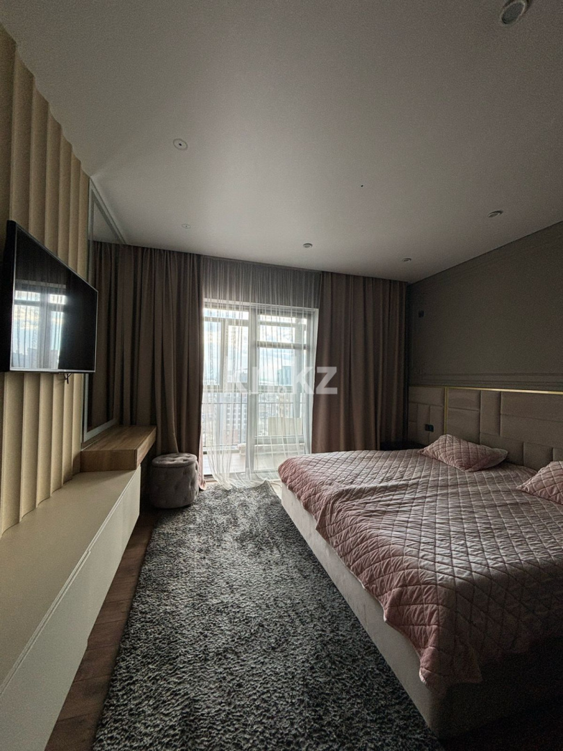 Продажа 4-комнатной квартиры, 107 м², пр. Шахтеров, дом  52б - Продажа  четырехкомнатных квартир в Караганде фото 6 из 11