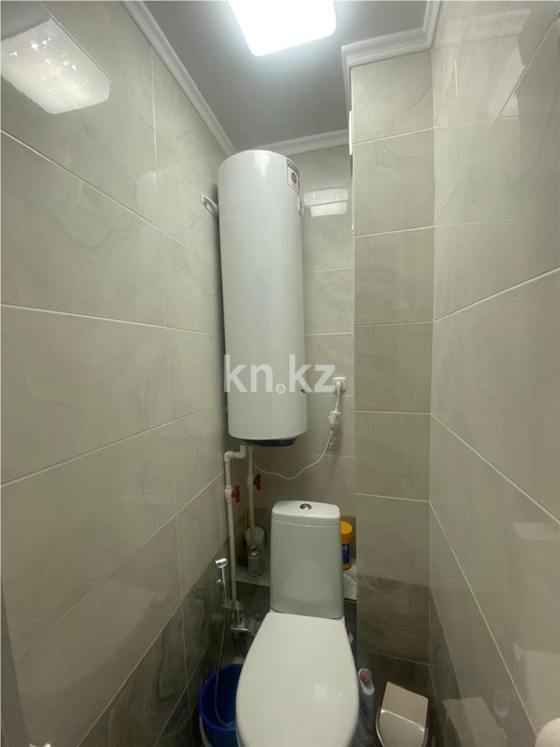 Продажа 3-комнатной квартиры, 66 м², ул. Гапеева в Караганде - фото 11