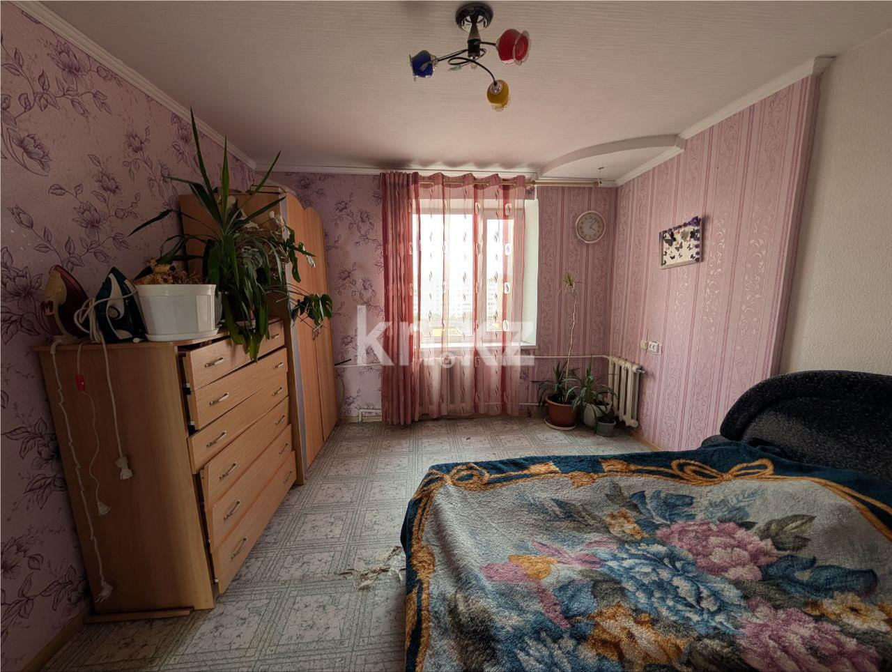 Продажа 3-комнатной квартиры, 63 м², мкр. Мамраева (Восток-5), дом  22 в Караганде - фото 4