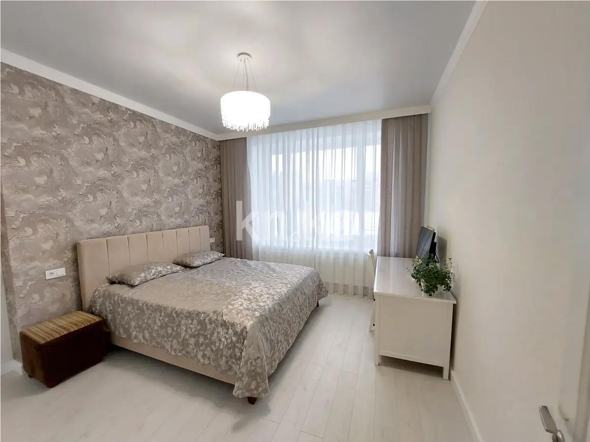 Продажа 4-комнатной квартиры, 135 м², пр. Аль-Фараби, дом  41/2 в Алматы - фото 2