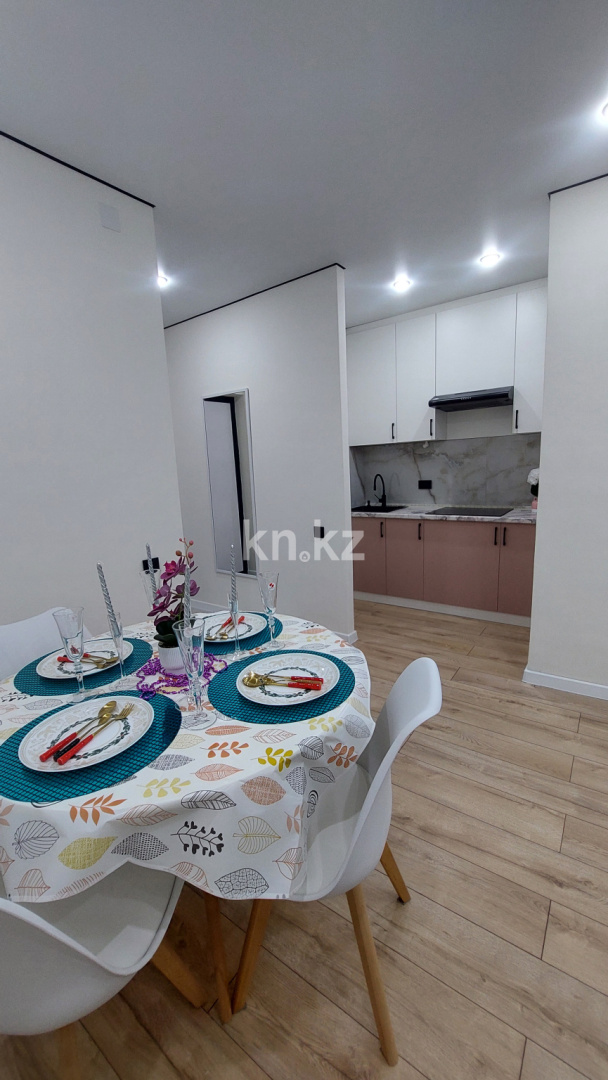 Продажа 2-комнатной квартиры, 40 м², Райымбек п., дом  590/16 в Алматы - фото 3