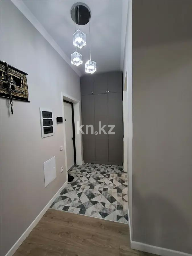 Продажа 1-комнатной квартиры, 42.3 м², пр. Аль-Фараби, дом  11/1 в Астане - фото 4