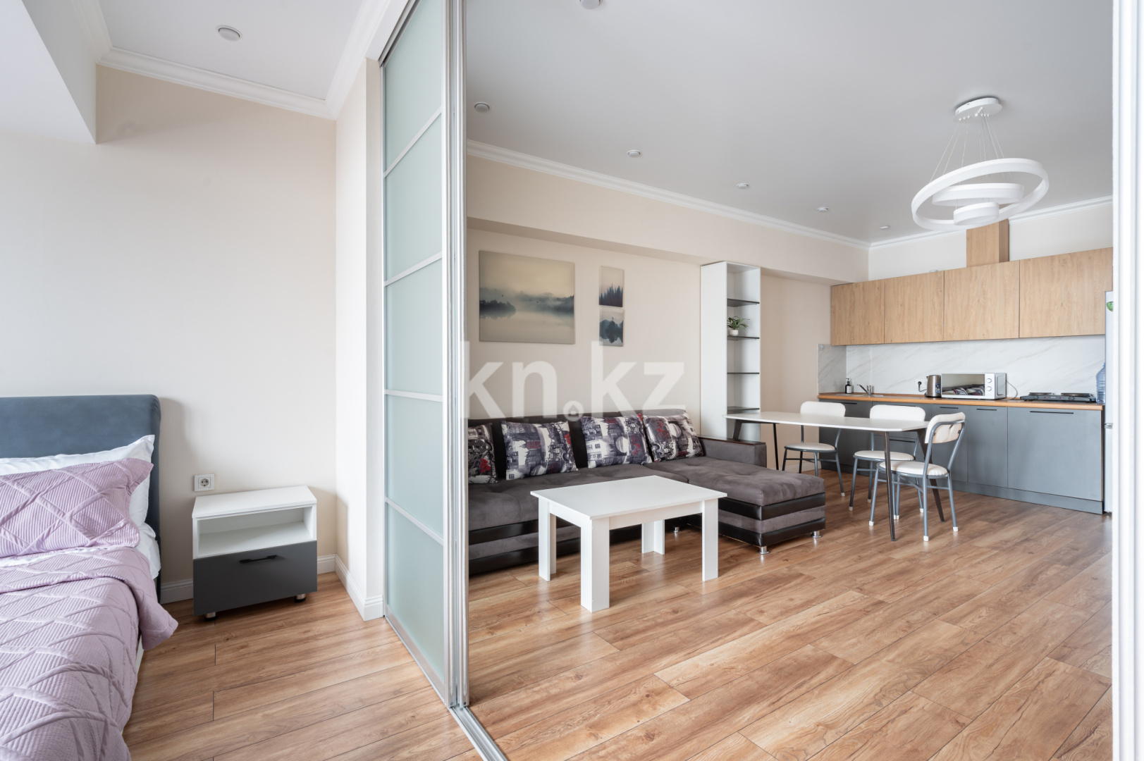 Аренда 1-комнатной квартиры посуточно, 50 м² - Аренда однокомнатных квартир посуточно в Алматы фото 8 из 26