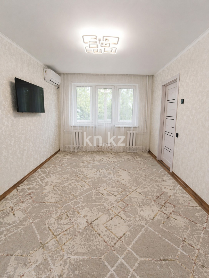 Продажа 3-комнатной квартиры, 48.1 м² - Продажа квартир в панельном доме в Уральске фото 1 из 16