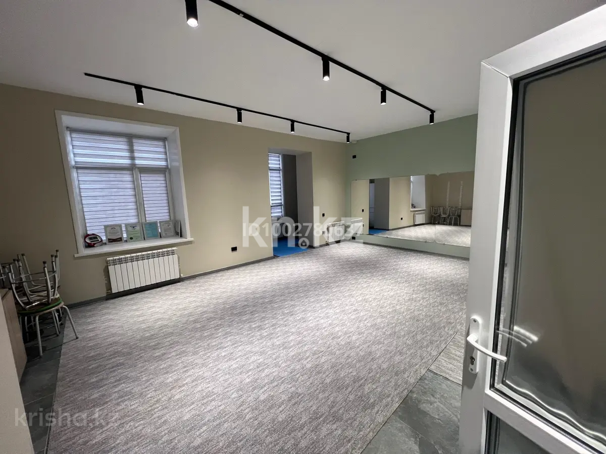 Продажа , 100 м², пр. Шахтеров, дом  73/1 - Продажа офисных и торговых помещений в Караганде без посредников фото 6 из 6