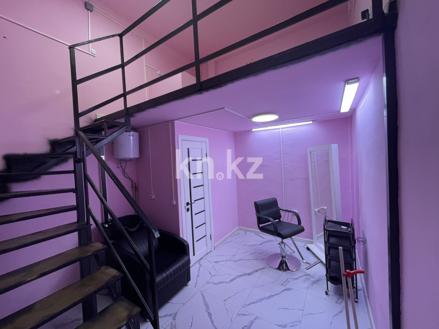 Аренда , 22 м², ул. Брусиловского - Аренда действующего бизнеса в Алматы фото 1 из 7