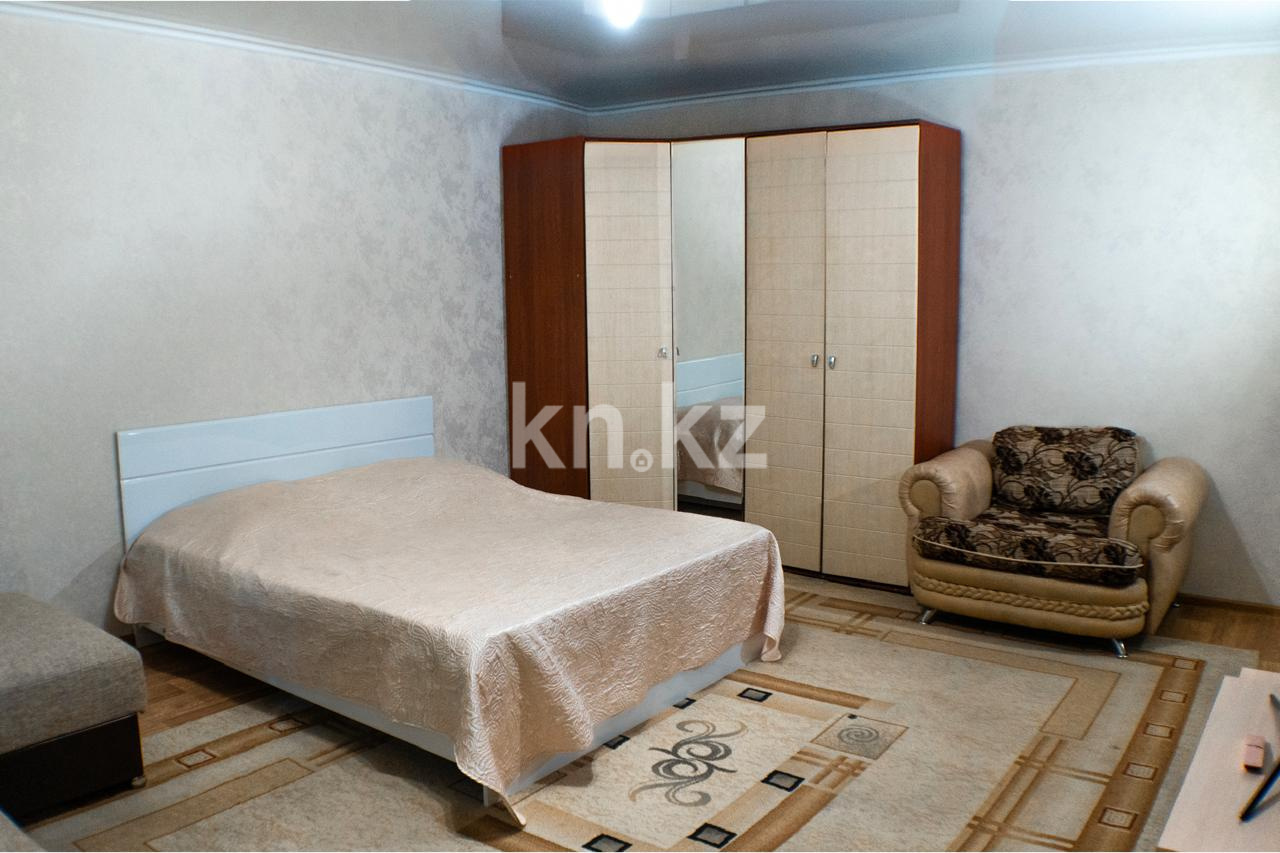 Аренда 2-комнатной квартиры посуточно, 52 м², Бухар Жырау, дом  79 - Аренда квартир помесячно в Казахстане фото 2 из 7