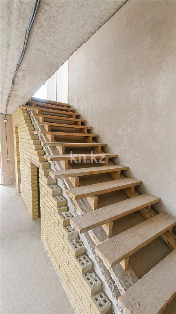 Продажа 5-комнатного дома, 402.5 м² в Караганде - фото 28