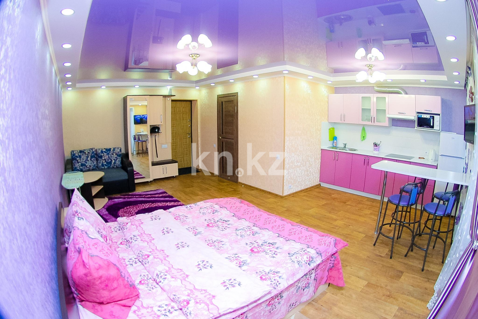 Аренда 1-комнатной квартиры посуточно, 40 м², ул. Набережная Славского, дом  26 - Аренда квартир посуточно в Усть-Каменогорске фото 5 из 9