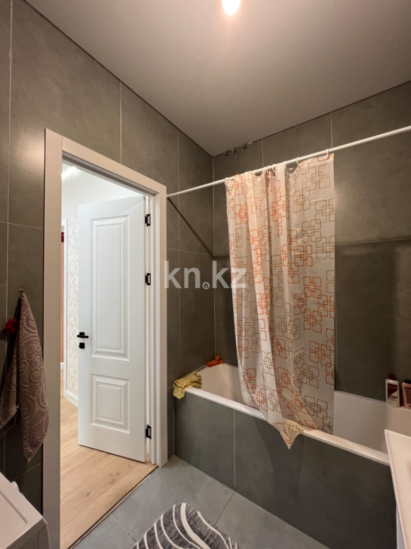 Продажа 4-комнатной квартиры, 117 м² в Астане - фото 8