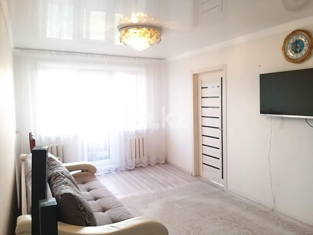 Продажа 3-комнатной квартиры, 56 м², мкр-н 12 в Караганде - фото 2