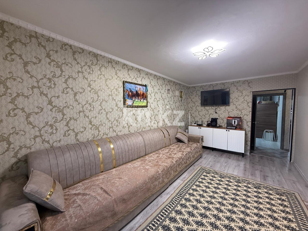 Продажа 2-комнатной квартиры, 48 м², мкр-н 15, дом  5 - Продажа квартир в Караганде фото 2 из 11