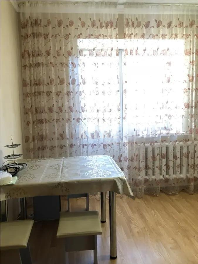 Продажа 1-комнатной квартиры, 50 м², ул. Аманжолова, дом  32 в Астане - фото 2