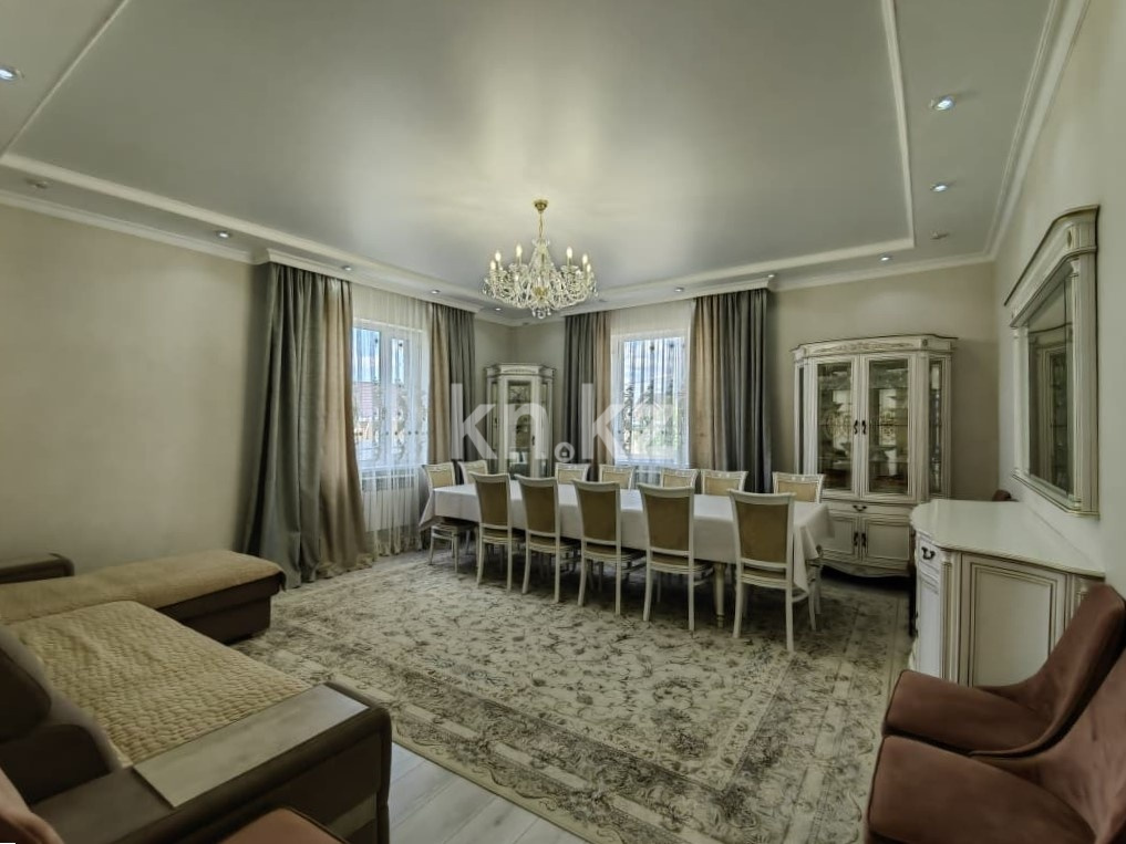 Продажа 5-комнатного дома, 232 м² - Аренда квартир помесячно в Таразе фото 1 из 39