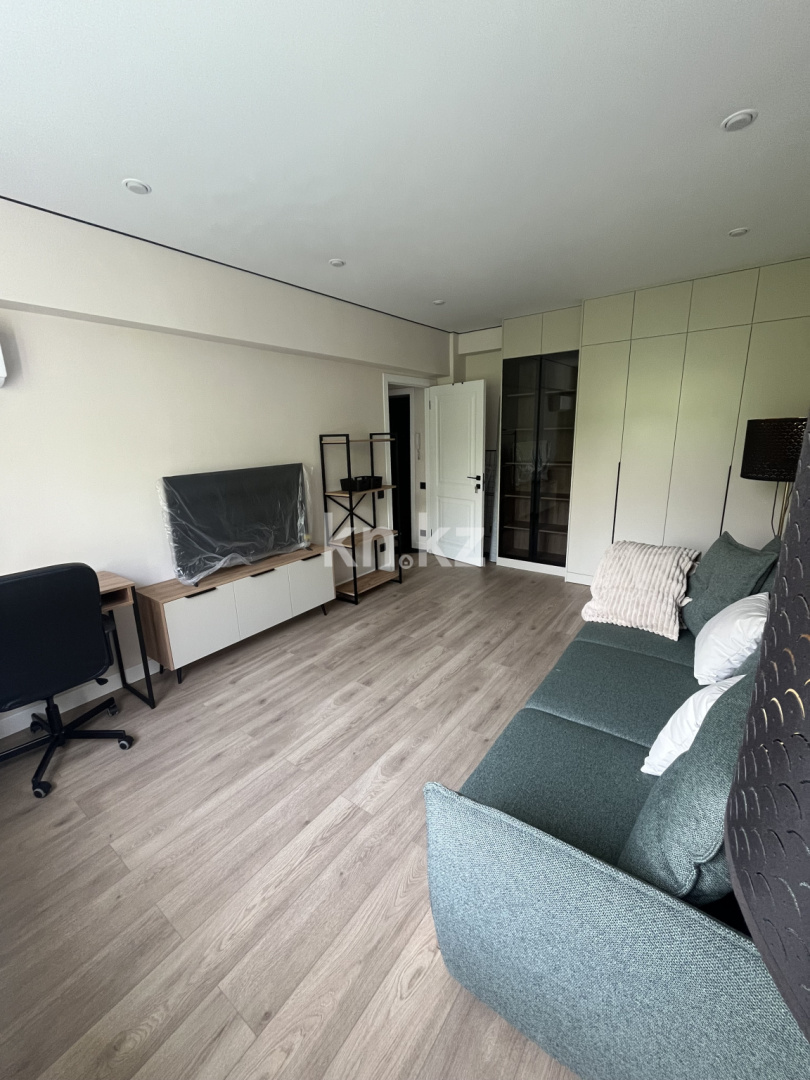Аренда 1-комнатной квартиры, 40 м² - Недвижимость в Алматы фото 1 из 13
